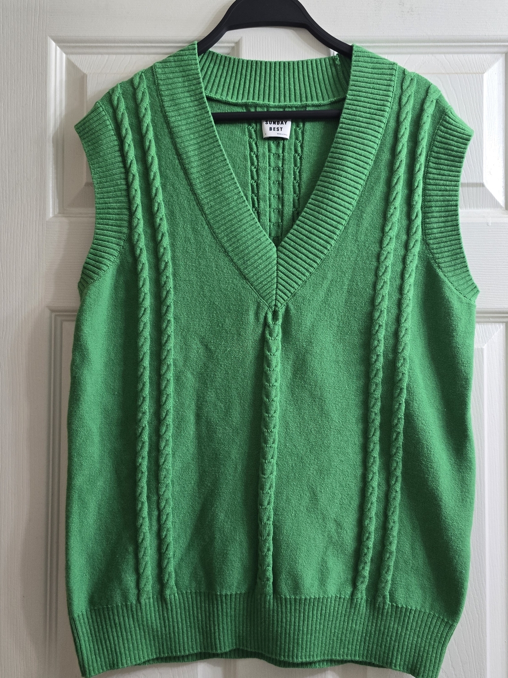 Sunday Best Bright Green Wool Blend Cable-Knit V-Neck Sweater Vest
